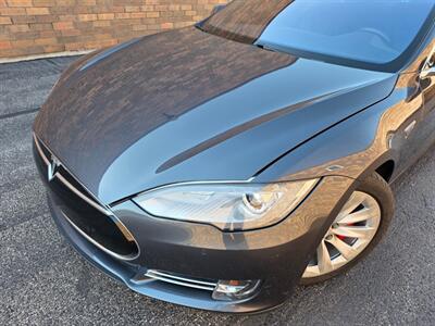 2015 Tesla Model S P90DL Ludicrous Performance AWD - 286 Miles on Full Charge - Auto Pilot - Ultra High Fidelity Sound - Premium Upgrades Package - Air Suspension - Power and Lighting Package - Clean Title - Photo 31 - Wood Dale, IL 60191