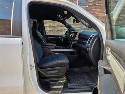 2022 RAM 1500 Big Horn 4WD - EcoDiesel 3.0L Biodiesel Turbo V6 Navigation - Backup Camera - Bluetooth - One Owner - NO Accident - Clean Title - Photo 22 - Wood Dale, IL 60191