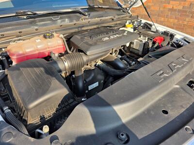 2022 RAM 1500 Big Horn 4WD - EcoDiesel 3.0L Biodiesel Turbo V6 Navigation - Backup Camera - Bluetooth - One Owner - NO Accident - Clean Title - Photo 28 - Wood Dale, IL 60191