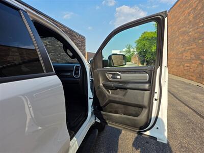 2022 RAM 1500 Big Horn 4WD - EcoDiesel 3.0L Biodiesel Turbo V6 Navigation - Backup Camera - Bluetooth - One Owner - NO Accident - Clean Title - Photo 18 - Wood Dale, IL 60191
