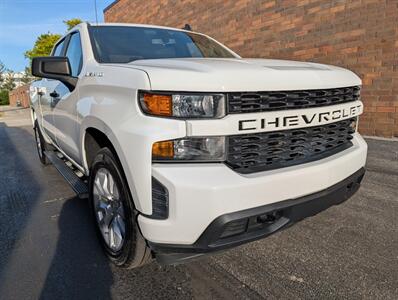 2022 Chevrolet Silverado 1500 Limited Custom 4WD -- 4dr CREW CAB -- 2.7L Turbo I4 310hp  - Backup Camera - Bluetooth - 1 Owner - NO Accident - Clean Title - Photo 32 - Wood Dale, IL 60191