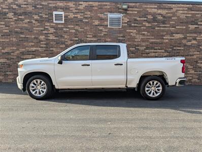 2022 Chevrolet Silverado 1500 Limited Custom 4WD -- 4dr CREW CAB -- 2.7L Turbo I4 310hp  - Backup Camera - Bluetooth - 1 Owner - NO Accident - Clean Title - Photo 5 - Wood Dale, IL 60191