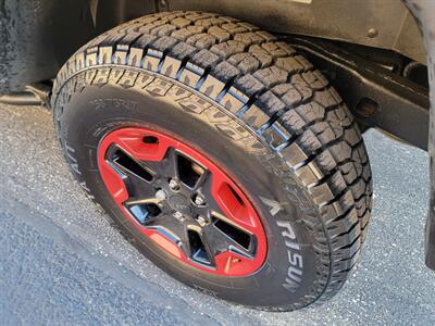 2015 Jeep Wrangler Unlimited Rubicon 4WD -- OFF ROAD PKG -  All Brand New Tires - NO Accident - Clean Title - All Serviced - Photo 28 - Wood Dale, IL 60191