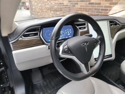 2015 Tesla Model S 70D AWD - 1 OWNER - 260 Miles with Full Charge  - Highway Auto Pilot - Save $$$ on Gas - Charge & Drive - NO Accident - Clean Auto check Report & Title - Photo 23 - Wood Dale, IL 60191