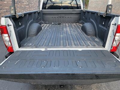 2021 Ford F-250 XL Super Duty -- 4dr Crew Cab -- 8ft Bed -  6.2L Flex Fuel V8 385hp - 1 Owner - Clean Title - All Serviced - Photo 22 - Wood Dale, IL 60191