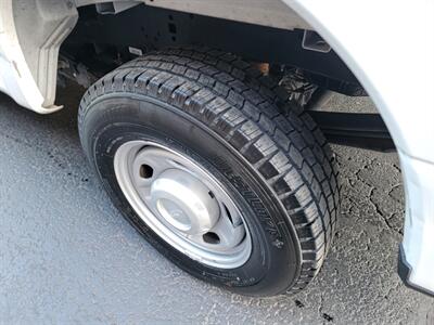 2021 Ford F-250 XL Super Duty -- 4dr Crew Cab -- 8ft Bed -  6.2L Flex Fuel V8 385hp - 1 Owner - Clean Title - All Serviced - Photo 28 - Wood Dale, IL 60191