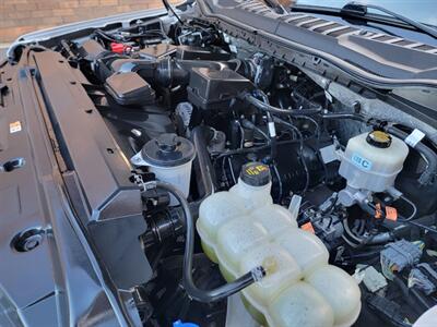 2021 Ford F-250 XL Super Duty -- 4dr Crew Cab -- 8ft Bed -  6.2L Flex Fuel V8 385hp - 1 Owner - Clean Title - All Serviced - Photo 24 - Wood Dale, IL 60191