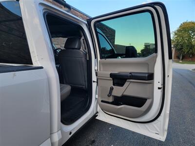 2021 Ford F-250 XL Super Duty -- 4dr Crew Cab -- 8ft Bed -  6.2L Flex Fuel V8 385hp - 1 Owner - Clean Title - All Serviced - Photo 17 - Wood Dale, IL 60191