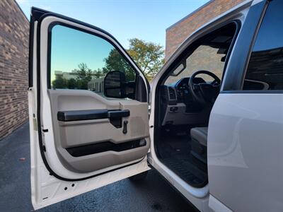 2021 Ford F-250 XL Super Duty -- 4dr Crew Cab -- 8ft Bed -  6.2L Flex Fuel V8 385hp - 1 Owner - Clean Title - All Serviced - Photo 14 - Wood Dale, IL 60191