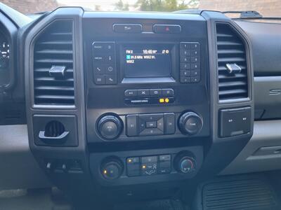 2021 Ford F-250 XL Super Duty -- 4dr Crew Cab -- 8ft Bed -  6.2L Flex Fuel V8 385hp - 1 Owner - Clean Title - All Serviced - Photo 10 - Wood Dale, IL 60191