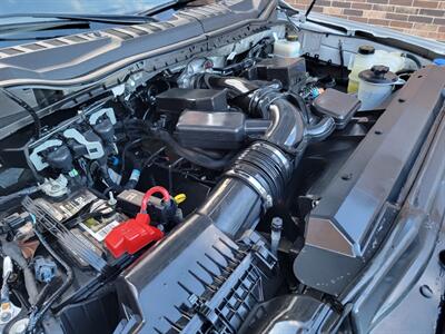 2021 Ford F-250 XL Super Duty -- 4dr Crew Cab -- 8ft Bed -  6.2L Flex Fuel V8 385hp - 1 Owner - Clean Title - All Serviced - Photo 25 - Wood Dale, IL 60191