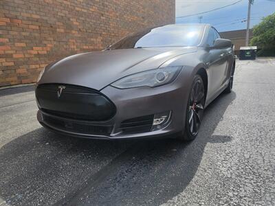 2014 Tesla Model S P85 -- Performance Package - Vinyl Wrap Sporty  - 264 Miles Full Charge - Save $$$ on Gas - Charge & Drive - Panorama Roof - Auto Pilot - NO Accident - Clean Title - Photo 41 - Wood Dale, IL 60191