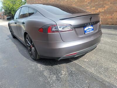 2014 Tesla Model S P85 -- Performance Package - Vinyl Wrap Sporty  - 264 Miles Full Charge - Save $$$ on Gas - Charge & Drive - Panorama Roof - Auto Pilot - NO Accident - Clean Title - Photo 44 - Wood Dale, IL 60191