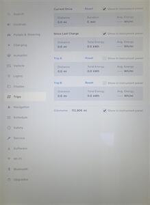 2015 Tesla Model S 85D AWD -- 290 Miles on Full Charge -  Autopilot - Sunroof - Standard Suspension - NO Accident - Clean Title - Photo 17 - Wood Dale, IL 60191