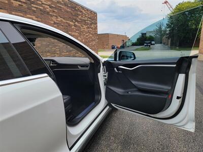 2015 Tesla Model S 85D AWD -- 290 Miles on Full Charge -  Autopilot - Sunroof - Standard Suspension - NO Accident - Clean Title - Photo 27 - Wood Dale, IL 60191
