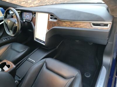 2016 Tesla Model S 90D AWD -- 275 Miles on Full Charge --  Autopilot - Subzero Weather Package - Premium Upgrades Package - Smart Air Suspension - Power and Lighting Package - Sunroof - Photo 20 - Wood Dale, IL 60191