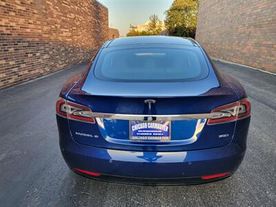 2016 Tesla Model S 90D AWD -- 275 Miles on Full Charge --  Autopilot - Subzero Weather Package - Premium Upgrades Package - Smart Air Suspension - Power and Lighting Package - Sunroof - Photo 7 - Wood Dale, IL 60191