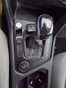 2022 Volkswagen Taos S 4Motion -- Only 40K Miles -- Backup Camera -  Bluetooth -- All Serviced -- NO Accident -- Clean Title - Photo 12 - Wood Dale, IL 60191