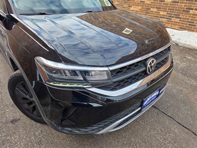 2022 Volkswagen Taos S 4Motion -- Only 40K Miles -- Backup Camera -  Bluetooth -- All Serviced -- NO Accident -- Clean Title - Photo 31 - Wood Dale, IL 60191