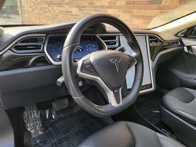 2013 Tesla Model S 85 -- Only 66K Miles -- 269 Miles on Full Charge  - Charge & Drive - All Glass Panoramic Roof -  Smart Air Suspension - Tech Package - NO Accident - Clean Title - Photo 26 - Wood Dale, IL 60191