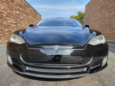 2013 Tesla Model S 85 -- Only 66K Miles -- 269 Miles on Full Charge  - Charge & Drive - All Glass Panoramic Roof -  Smart Air Suspension - Tech Package - NO Accident - Clean Title - Photo 46 - Wood Dale, IL 60191