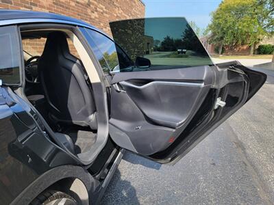 2013 Tesla Model S 85 -- Only 66K Miles -- 269 Miles on Full Charge  - Charge & Drive - All Glass Panoramic Roof -  Smart Air Suspension - Tech Package - NO Accident - Clean Title - Photo 30 - Wood Dale, IL 60191