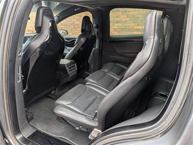 2016 Tesla Model X 75D AWD -- FREE UNLIMITED SUPER CHARGE --  Autopilot - Subzero Weather Pkg - Premium Upgrade Pkg - Smart Air Suspension - Technology Pkg - 3rd Row Seat - Clean Title - Photo 36 - Wood Dale, IL 60191