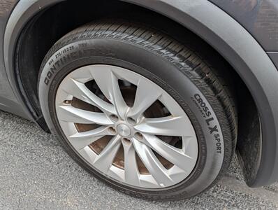 2016 Tesla Model X 75D AWD -- FREE UNLIMITED SUPER CHARGE --  Autopilot - Subzero Weather Pkg - Premium Upgrade Pkg - Smart Air Suspension - Technology Pkg - 3rd Row Seat - Clean Title - Photo 42 - Wood Dale, IL 60191