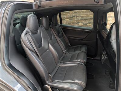 2016 Tesla Model X 75D AWD -- FREE UNLIMITED SUPER CHARGE --  Autopilot - Subzero Weather Pkg - Premium Upgrade Pkg - Smart Air Suspension - Technology Pkg - 3rd Row Seat - Clean Title - Photo 37 - Wood Dale, IL 60191