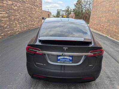 2016 Tesla Model X 75D AWD -- FREE UNLIMITED SUPER CHARGE --  Autopilot - Subzero Weather Pkg - Premium Upgrade Pkg - Smart Air Suspension - Technology Pkg - 3rd Row Seat - Clean Title - Photo 26 - Wood Dale, IL 60191