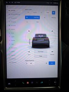 2016 Tesla Model X 75D AWD -- FREE UNLIMITED SUPER CHARGE --  Autopilot - Subzero Weather Pkg - Premium Upgrade Pkg - Smart Air Suspension - Technology Pkg - 3rd Row Seat - Clean Title - Photo 14 - Wood Dale, IL 60191