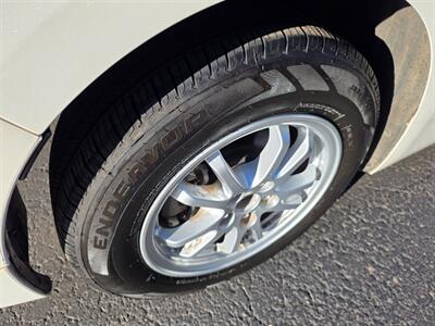 2018 Toyota Prius Four Touring - Navigation - Sunroof -  Backup Camera - Bluetooth - Clean Title - All Serviced... - Photo 31 - Wood Dale, IL 60191