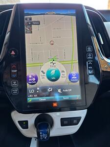 2018 Toyota Prius Four Touring - Navigation - Sunroof -  Backup Camera - Bluetooth - Clean Title - All Serviced... - Photo 15 - Wood Dale, IL 60191