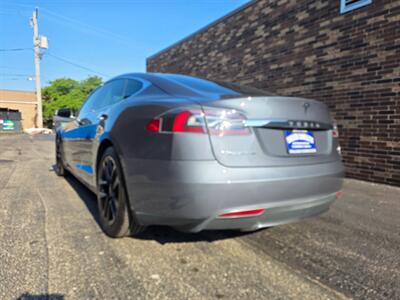 2013 Tesla Model S 85 -- FREE UNLIMITED SUPER CHARGE - Ultra High Fidelity Sound - All Glass Panoramic Roof - Smart Air Suspension - Tech Package - NO Accident - Clean Title - Photo 4 - Wood Dale, IL 60191