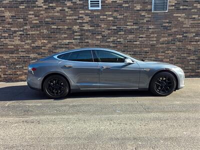 2013 Tesla Model S 85 -- FREE UNLIMITED SUPER CHARGE - Ultra High Fidelity Sound - All Glass Panoramic Roof - Smart Air Suspension - Tech Package - NO Accident - Clean Title - Photo 8 - Wood Dale, IL 60191