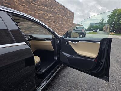 2012 Tesla Model S Signature Performance P85 - 242 Miles with Full Charge - Ultra High Fidelity Sound - All Glass Panoramic Roof - Smart Air Suspension - Tech Package - Brand New Tires - No Accident - Clean Title - Photo 22 - Wood Dale, IL 60191