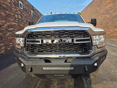 2022 RAM 3500 Tradesman 4WD CREW CAB -- 35K Miles - Cummins 6.7L Diesel Turbo I6 370hp - Fully Loaded w/Premium Sound - NO Accident - Clean Title - All Serviced - Warranty - Photo 52 - Wood Dale, IL 60191