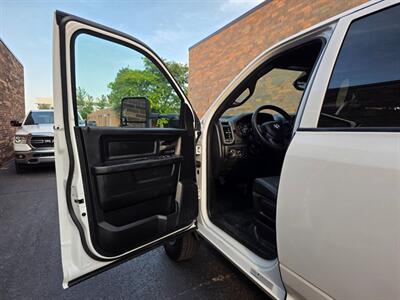 2022 RAM 3500 Tradesman 4WD CREW CAB -- 35K Miles - Cummins 6.7L Diesel Turbo I6 370hp - Fully Loaded w/Premium Sound - NO Accident - Clean Title - All Serviced - Warranty - Photo 21 - Wood Dale, IL 60191