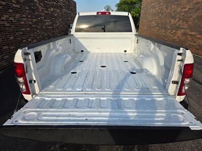 2022 RAM 3500 Tradesman 4WD CREW CAB -- 35K Miles - Cummins 6.7L Diesel Turbo I6 370hp - Fully Loaded w/Premium Sound - NO Accident - Clean Title - All Serviced - Warranty - Photo 31 - Wood Dale, IL 60191