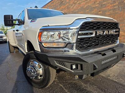 2022 RAM 3500 Tradesman 4WD CREW CAB -- 35K Miles - Cummins 6.7L Diesel Turbo I6 370hp - Fully Loaded w/Premium Sound - NO Accident - Clean Title - All Serviced - Warranty - Photo 42 - Wood Dale, IL 60191