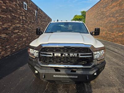 2022 RAM 3500 Tradesman 4WD CREW CAB -- 35K Miles - Cummins 6.7L Diesel Turbo I6 370hp - Fully Loaded w/Premium Sound - NO Accident - Clean Title - All Serviced - Warranty - Photo 7 - Wood Dale, IL 60191