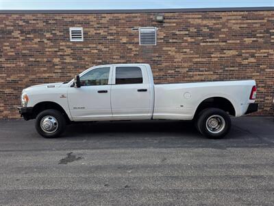2022 RAM 3500 Tradesman 4WD CREW CAB -- 35K Miles - Cummins 6.7L Diesel Turbo I6 370hp - Fully Loaded w/Premium Sound - NO Accident - Clean Title - All Serviced - Warranty - Photo 6 - Wood Dale, IL 60191