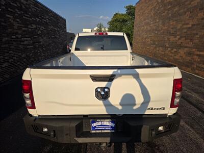 2022 RAM 3500 Tradesman 4WD CREW CAB -- 35K Miles -  Cummins 6.7L Diesel Turbo I6 370hp - Fully Loaded w/Premium Sound - NO Accident - Clean Title - All Serviced - Warranty - Photo 8 - Wood Dale, IL 60191