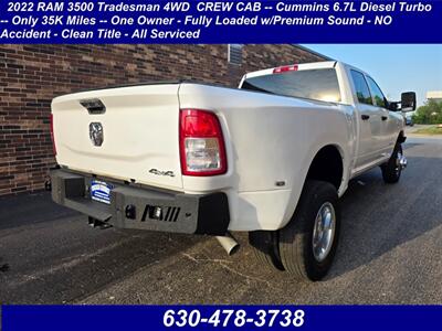 2022 RAM 3500 Tradesman 4WD CREW CAB -- 35K Miles - Cummins 6.7L Diesel Turbo I6 370hp - Fully Loaded w/Premium Sound - NO Accident - Clean Title - All Serviced - Warranty - Photo 2 - Wood Dale, IL 60191