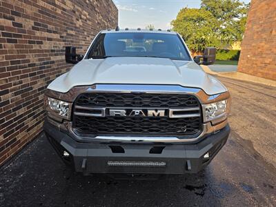 2022 RAM 3500 Tradesman 4WD CREW CAB -- 35K Miles -  Cummins 6.7L Diesel Turbo I6 370hp - Fully Loaded w/Premium Sound - NO Accident - Clean Title - All Serviced - Warranty - Photo 7 - Wood Dale, IL 60191