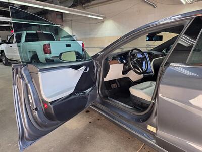2016 Tesla Model S 90D AWD - 7 Passenger/Jump Seat - 300 Miles on Full Charge - Ultra High Fidelity Sound - Autopilot - Subzero Weather Package - Premium Upgrades Package - Sunroof - Smart Air Suspension - Power and Lighting Package - Photo 19 - Wood Dale, IL 60191