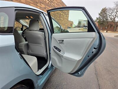 2013 Toyota Prius Three -- Navigation -- Backup Camera - Bluetooth - 1 Owner - All Serviced - Clean Title - Photo 21 - Wood Dale, IL 60191