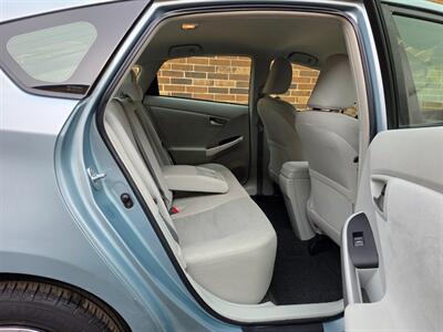 2013 Toyota Prius Three -- Navigation -- Backup Camera - Bluetooth - 1 Owner - All Serviced - Clean Title - Photo 23 - Wood Dale, IL 60191