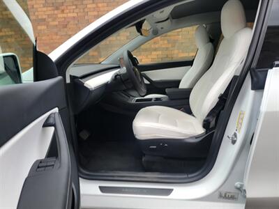 2021 Tesla Model Y Long Range AWD - 269 Miles on Full charge -  7 Seat Interior - Full-Self Driving Computer - Autopilot - Cold Weather Package - Premium Sound System - 1 Owner - NO Accident - Clean Title - Photo 25 - Wood Dale, IL 60191