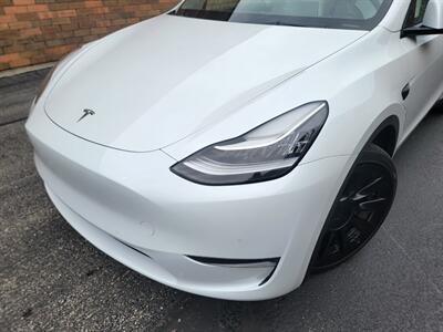 2021 Tesla Model Y Long Range AWD - 269 Miles on Full charge -  7 Seat Interior - Full-Self Driving Computer - Autopilot - Cold Weather Package - Premium Sound System - 1 Owner - NO Accident - Clean Title - Photo 40 - Wood Dale, IL 60191